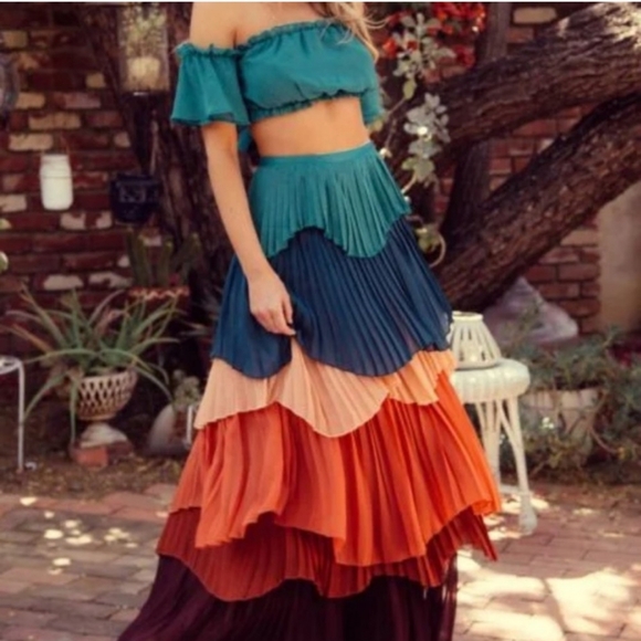 L’atiste maxi multi color ruffle layer skirt - Picture 1 of 7